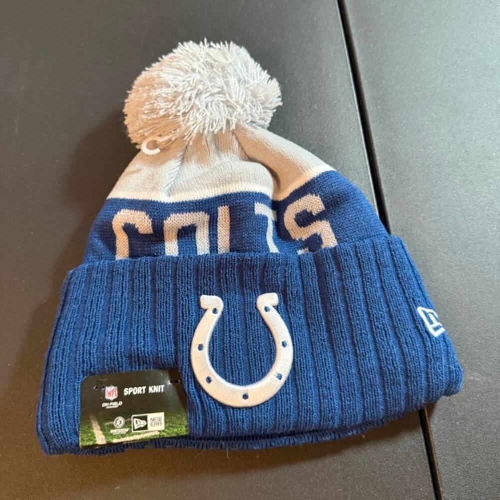 Colts Blue White Pom Beanie New Era NFL Winter OSFA Acrylic Knit Hat - Picture 2 of 8
